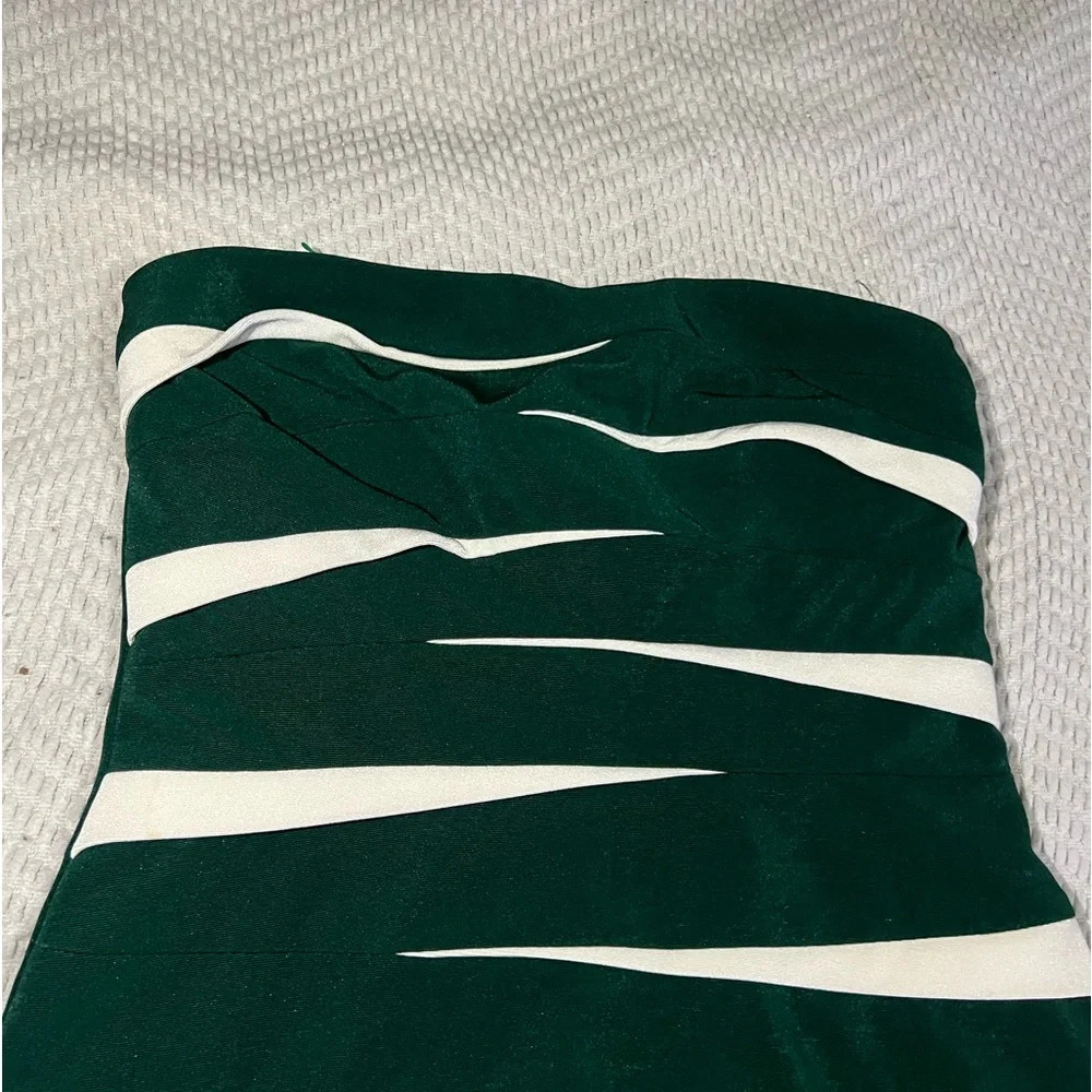 π€New Betsy & Adam Strapless Tiered Dressπ€ - Picture 5 of 9